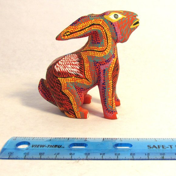 Small Rabbit Alebrije signed by Pepe Santiago - Picture 7 of 9